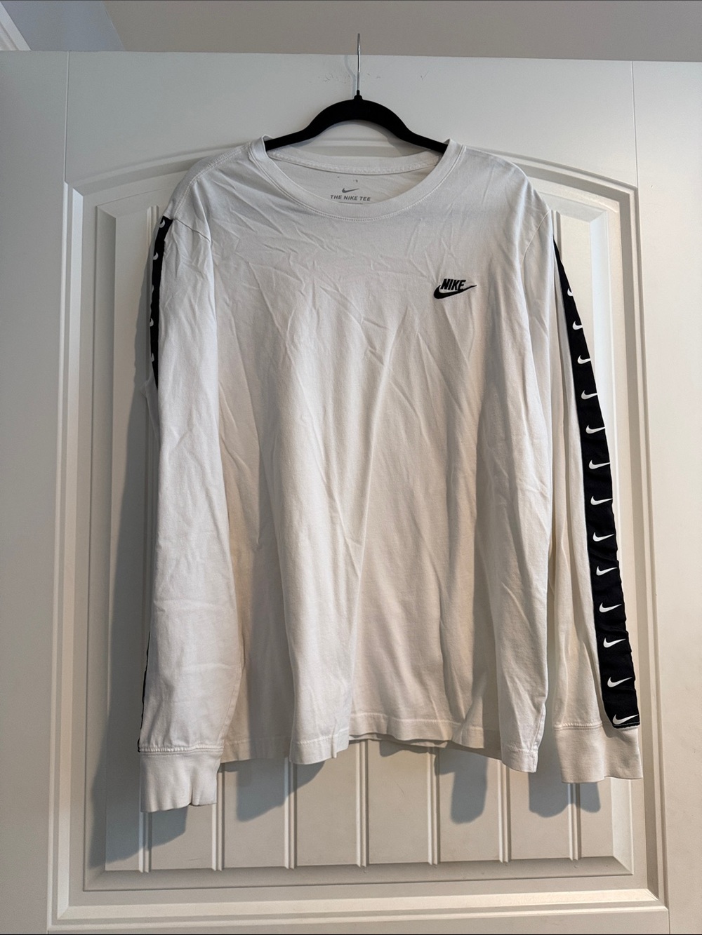 Nike Men's White Long-Sleeve Logo Tee with Black Swoosh Tape size XL